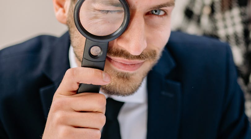Uso de detectives para controlar a los sindicatos